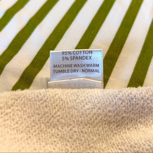 3 FOR $20 - June & January Hooded Towel - Picture 4 of 4